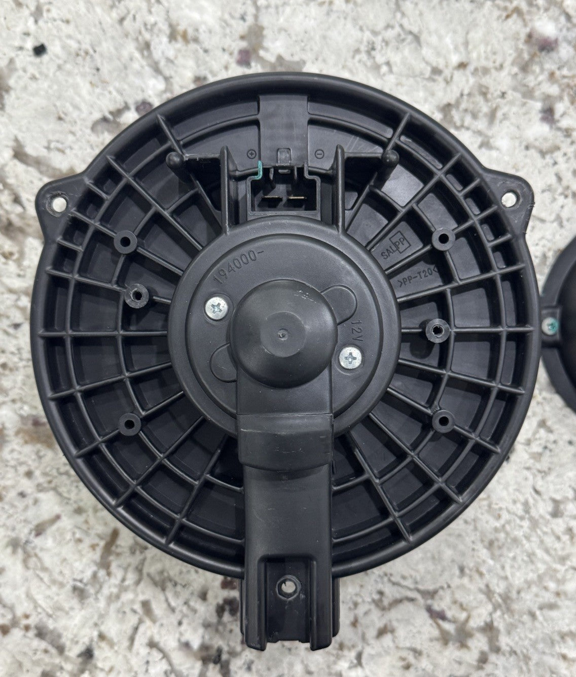2005-2010 Honda Odyssey Front Blower Motor Fan Assembly OEM 19400 12v