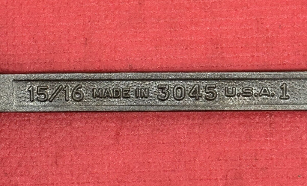 Vintage PLOMB Plumb TOOLS Pebble 3045 15/16" x 1" Open-End Wrench PLVMB USA