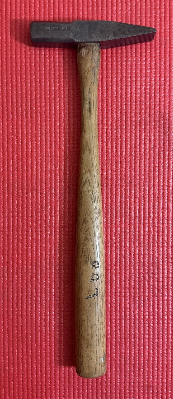 Antique Warner & Noble hammer 8 oz Tack Made In USA Rare