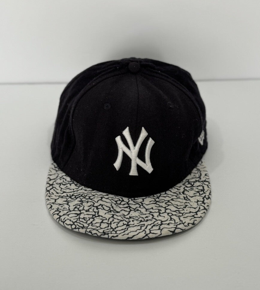 Vintage Yankees New Era Men’s Size 8 Blue Elephant Cement Print Cap 59Fifty Hat