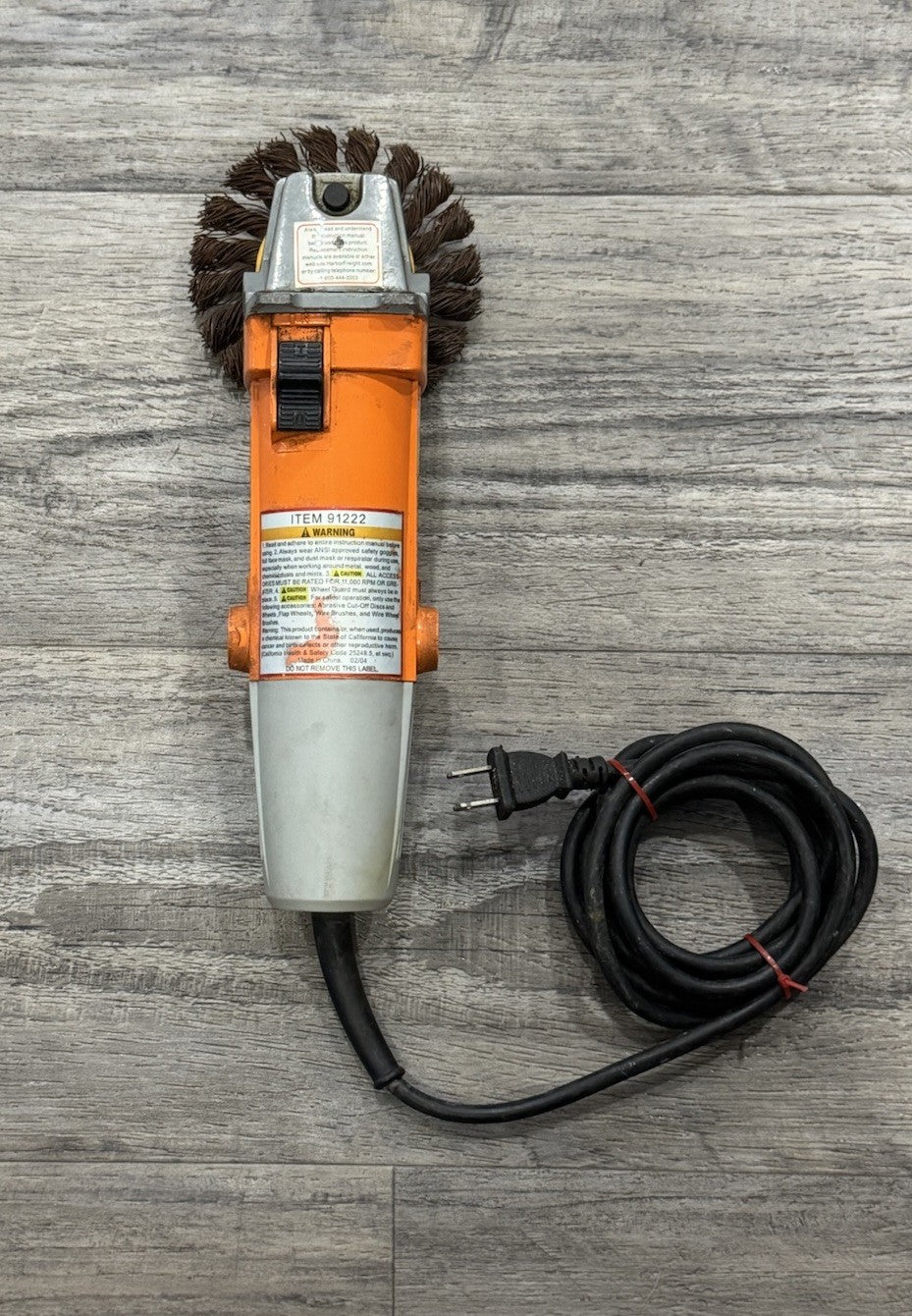 CHICAGO ELECTRIC POWER TOOLS No.91222  4”ANGLE GRINDER W/DeWalt Cable Twist Wire