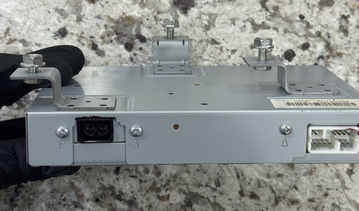 2005-2010 Honda Odyssey Satellite Receiver Control Module 39820-SHJ-A011-M1 OEM