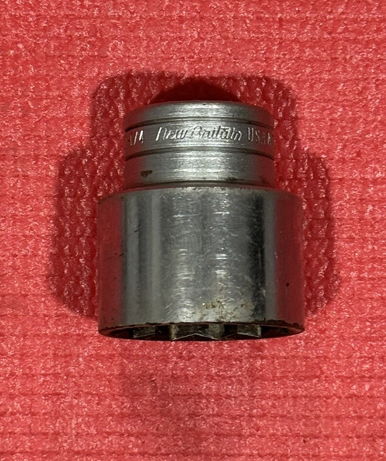 Vintage New Britain Tools NT1240, 1/2" Drive SAE 1-1/4" Socket 12PT Made in USA