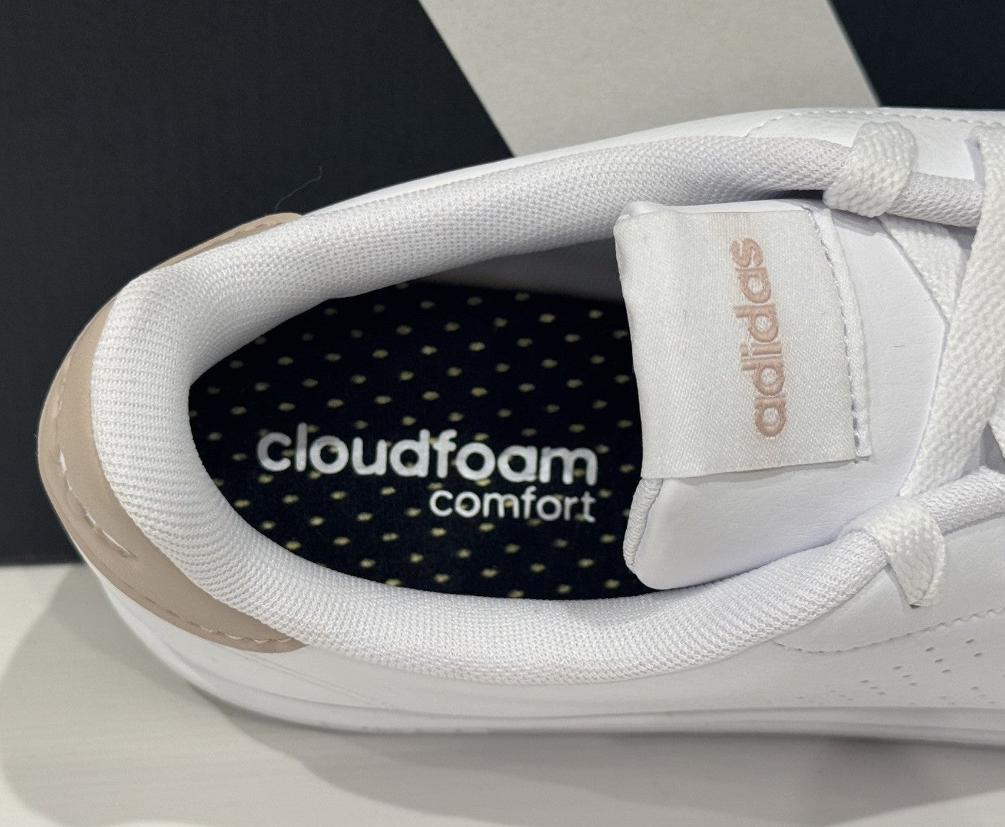 NEW Adidas Advantage White Wonder Quartz Women's Size 9.5 CLOUD-FOAM INSERTS NWB