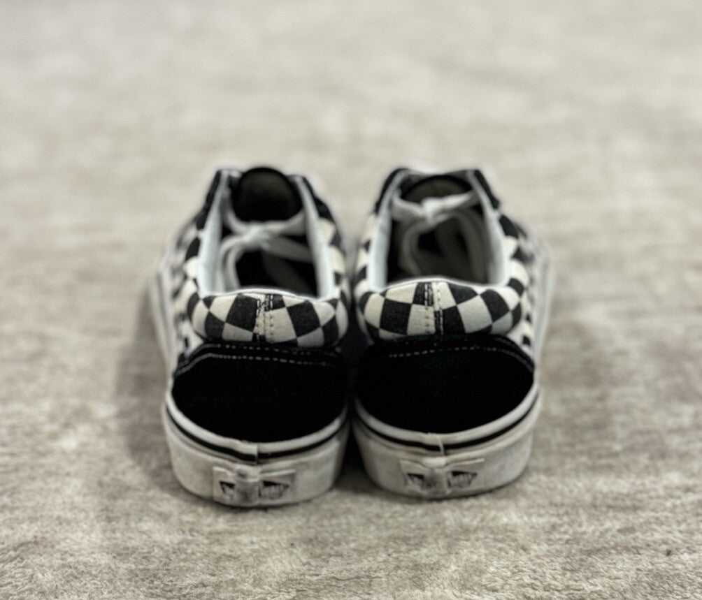 Vans Old Skool Black/white Checkerboard Lace-Up Men's size 5.0 & Women size 6.5