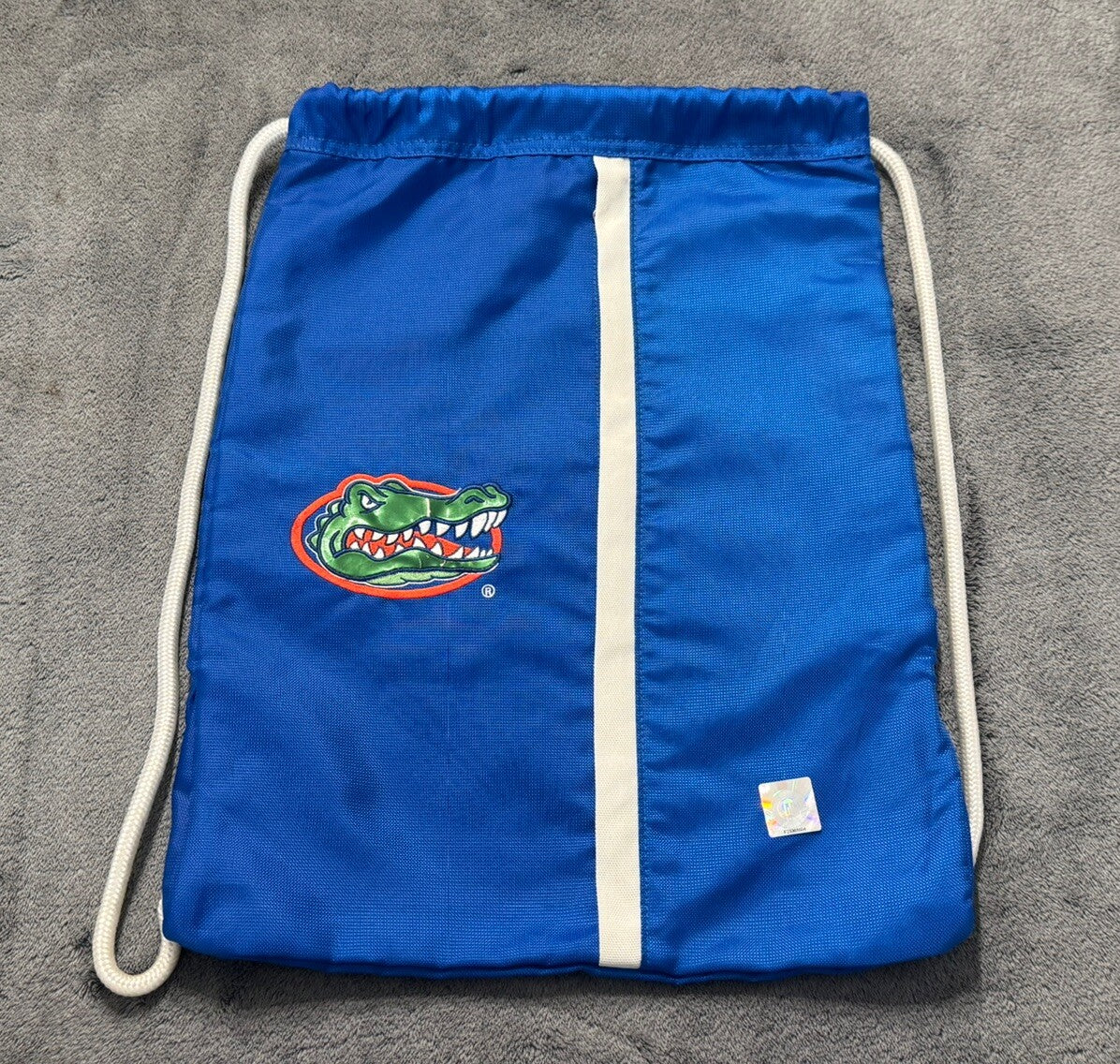 Vintage Gators Drawstring Athletic Gym Bag with Zipper Pocket & Logo