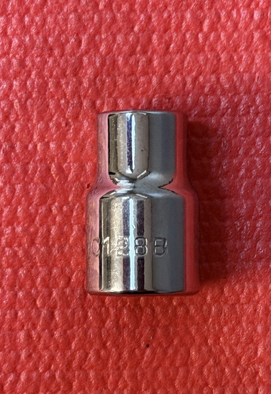 MATCO TOOLS C128B, 1/2" Drive 3/8" INVERTED STAR SOCKET Made in USA NEW
