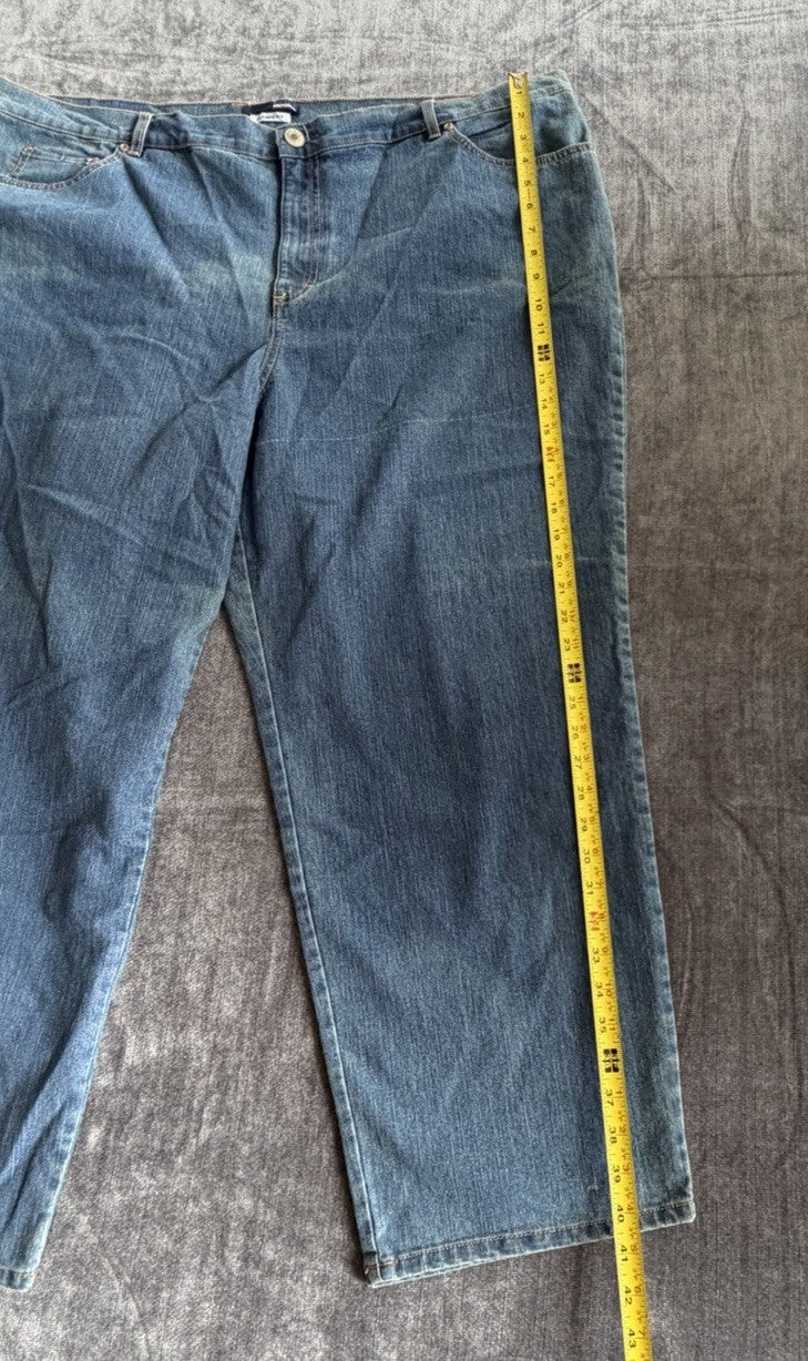 Basic Editions Classic Fit Woman 26W S Denim Blue medium Jeans NWT