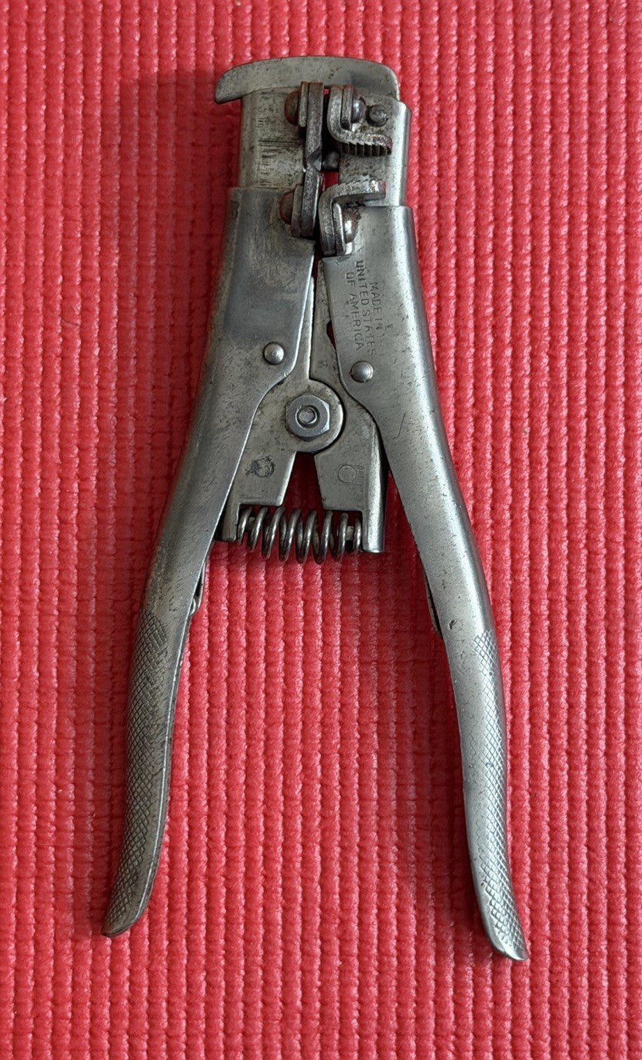 Vintage Ideal industries E – Z wire strippers Made In USA
