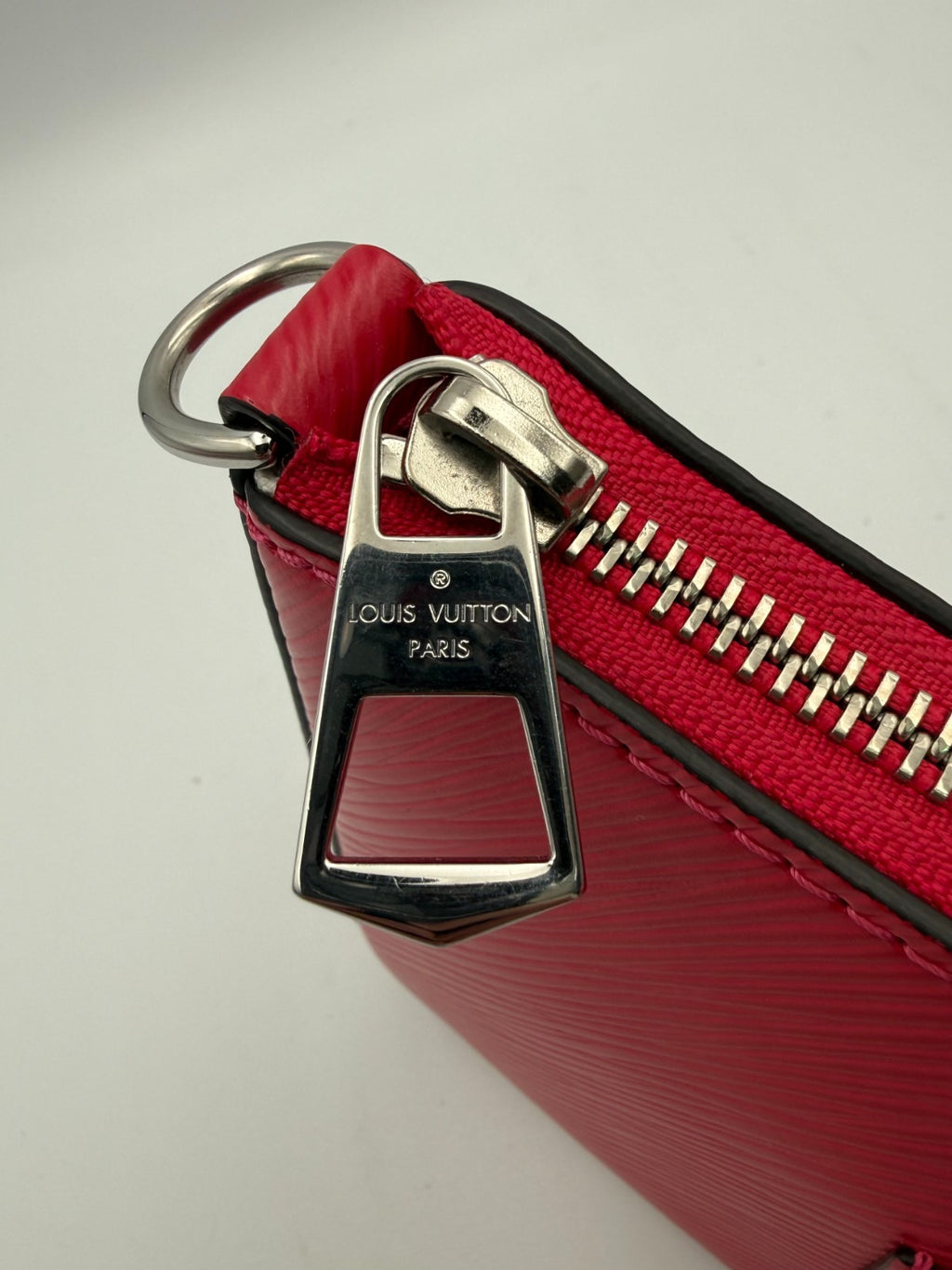 NEW Louis Vuitton Marellini Shoulder Bag Women's Miami Red Epi Leather Fashion