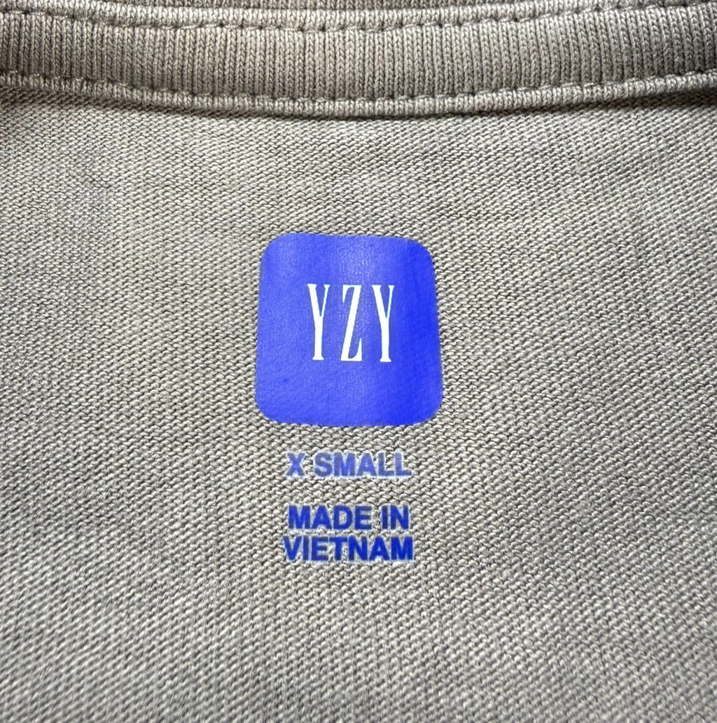 NWT YZY Ribbed Knit Sweatshirt Men's XS Light Gray Crewneck Long Sleeve Outdoor
