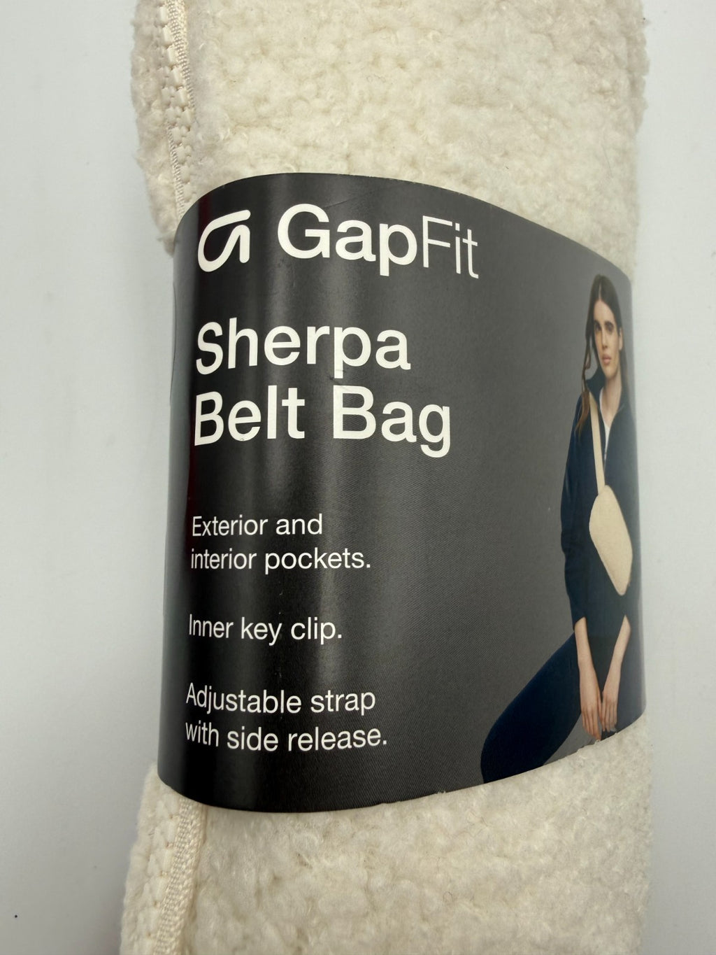 NEW Gap Fit Sherpa Belt Bag Womens White Lightweight Adjustable Strap - One Size