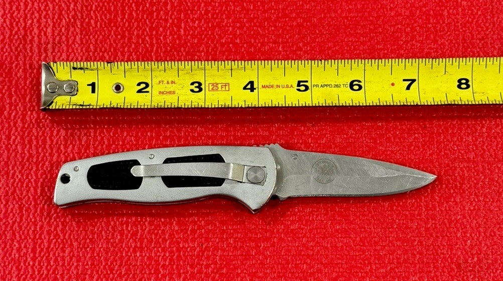 Smith & Wesson S.W.A.T. 1st Millennium Run Folding Pocket Knife Silver VTG