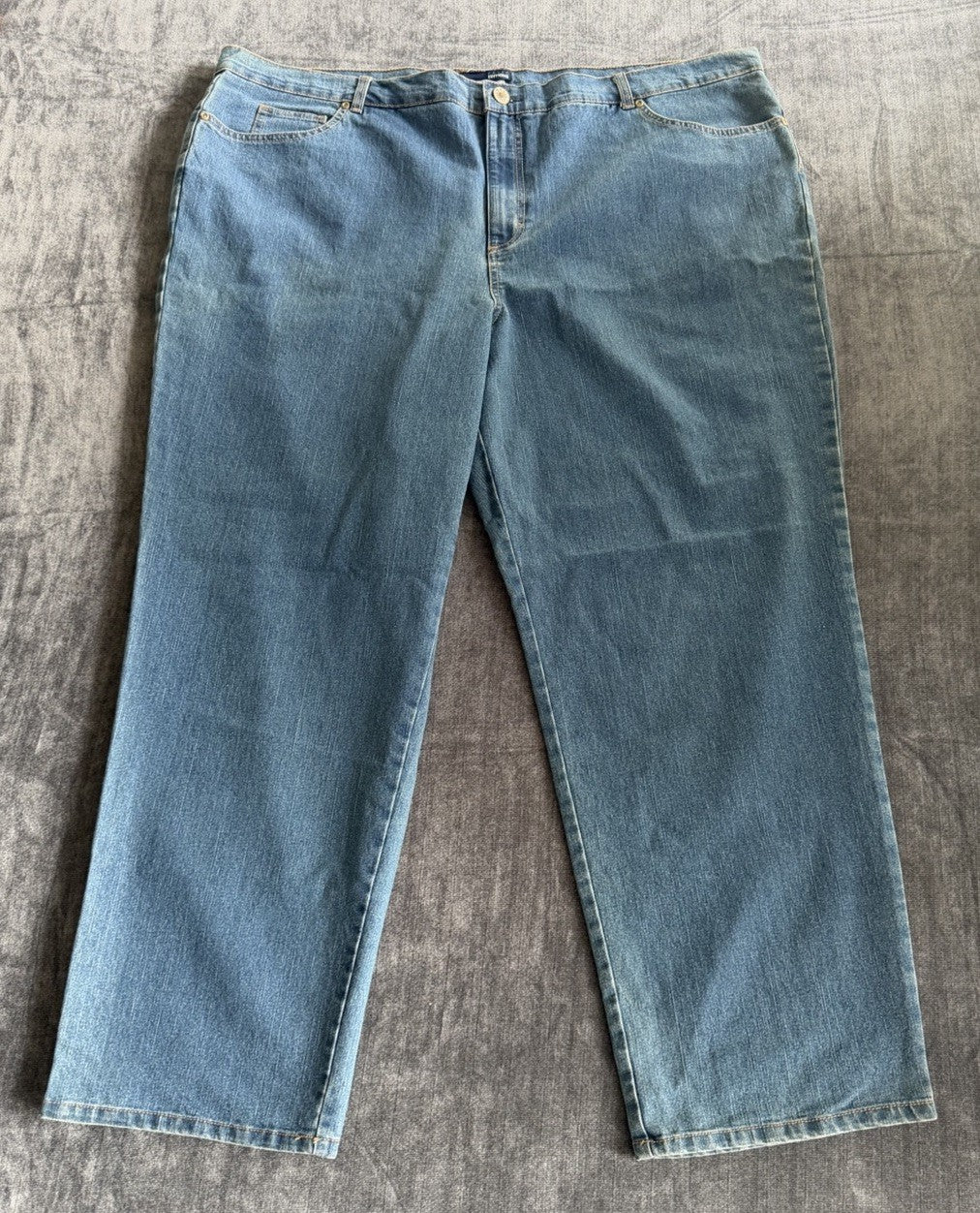 Basic Editions Jeans Womens 26W  AVG Blue Denim  Classic Fit Stretch Straight