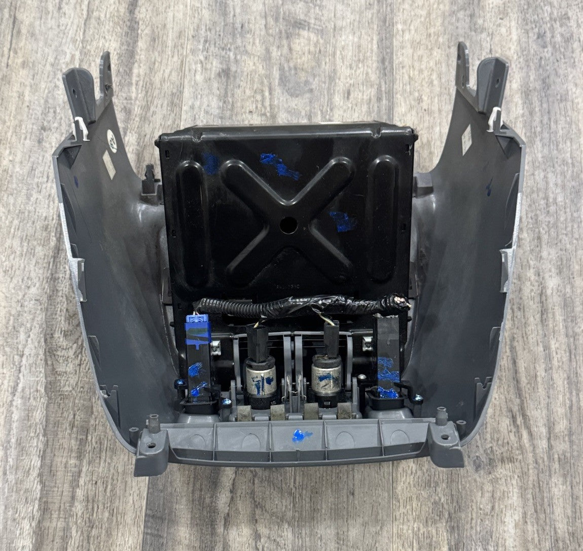 05-07 HONDA ODYSSEY OEM LOWER GLOVE BOX STORAGE COMPARTMENT W/HEADED SEAT SWITCH