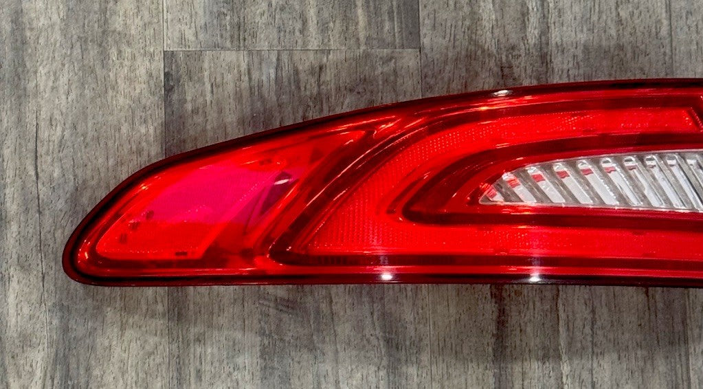 2012-2015 Jaguar XF Rear Left Driver Side Tail Light Assembly Oem Genuine