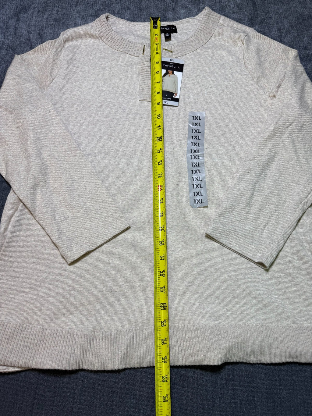 NWT Rafaella V-Neck Top Women's 1XL Cream Long Sleeve Classic Fit Crewneck Chain