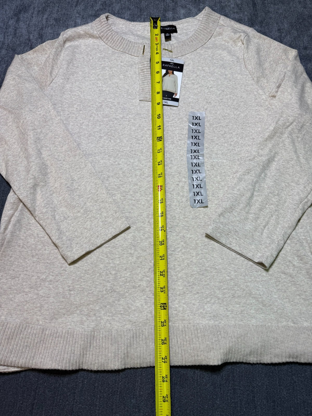 NWT Rafaella V-Neck Top Women's 1XL Cream Long Sleeve Classic Fit Crewneck Chain