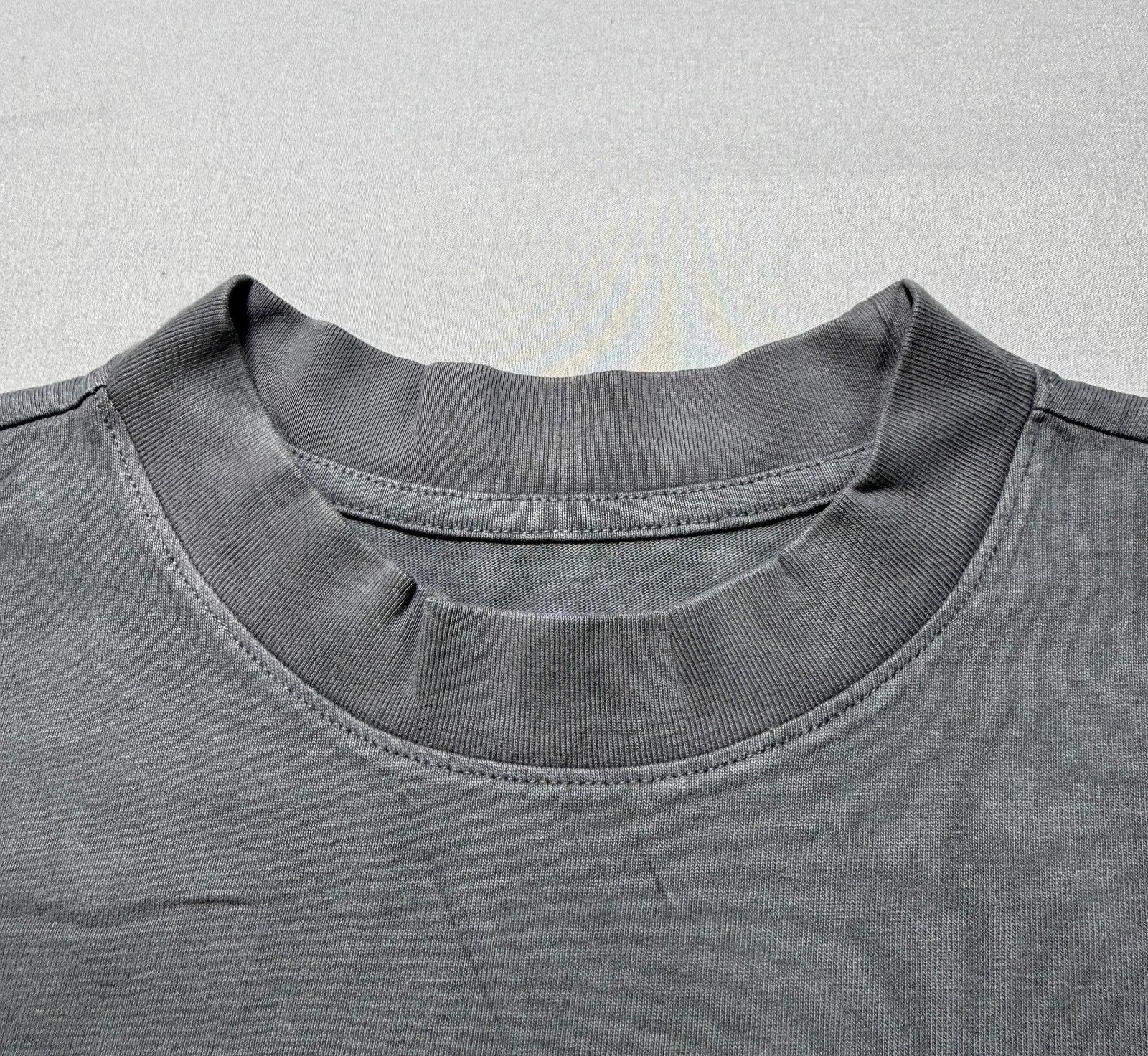 Yeezy YZY Gap Long Sleeve Shirt Men's Large Gray Crew Neck Streetwear Modern