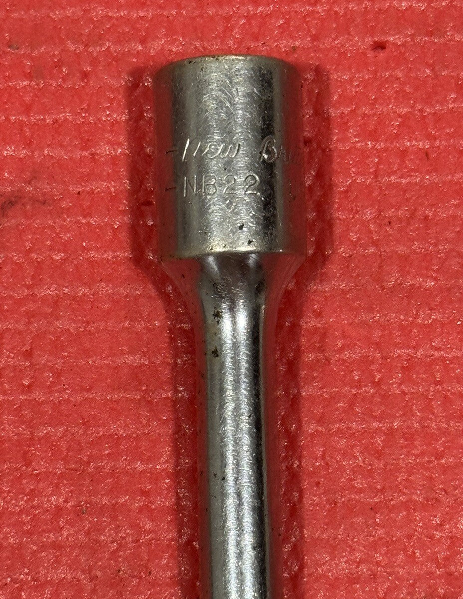VINTAGE NEW BRITAIN NB 22, 3/8" DRIVE 10.5" SOCKET EXTENSION BAR MADE IN USA