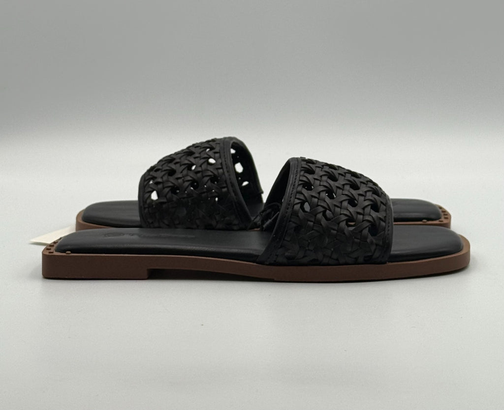 New The Drop Oslo One Band Sandals Women's 5 Black Leather Slip-On Flat Beach