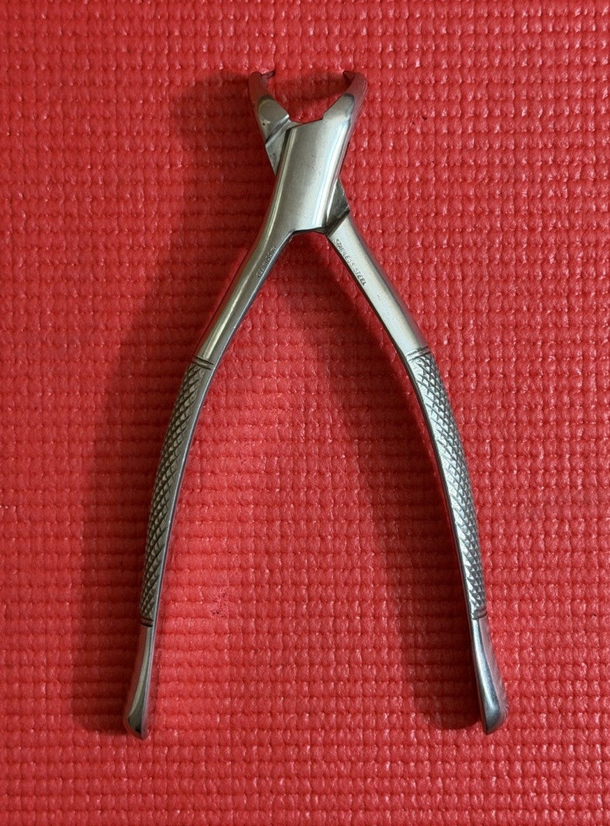 PARKELL CO. Dental EXTRACTION FORCEP NO. 3FS Stainless Steel Made In Germany