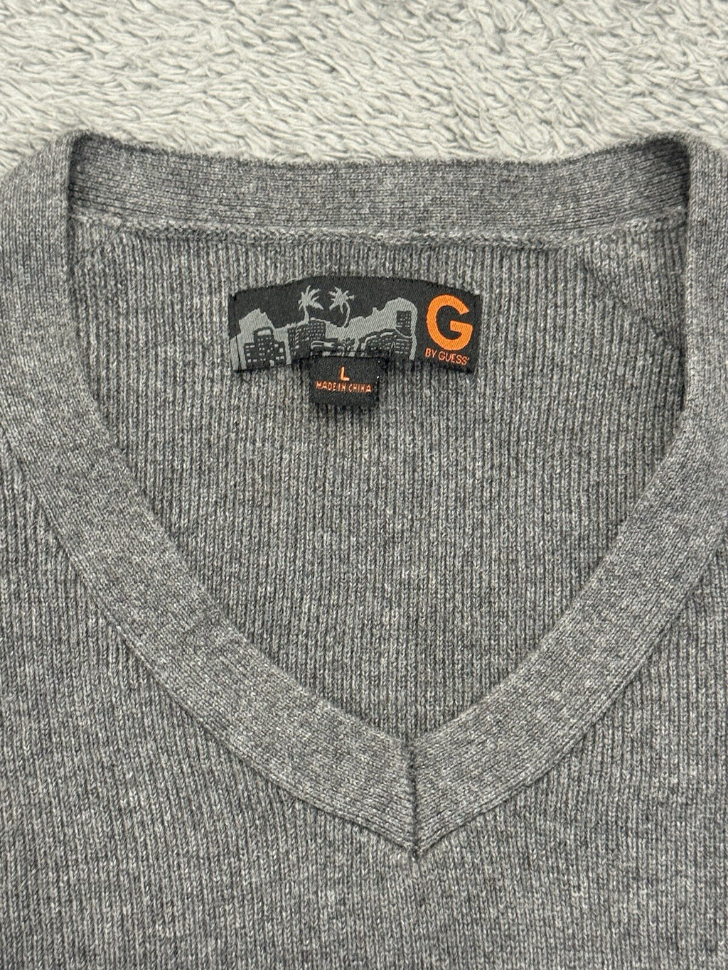 Guess Men's Size Large Black & Gray Sweater with Zipper Design