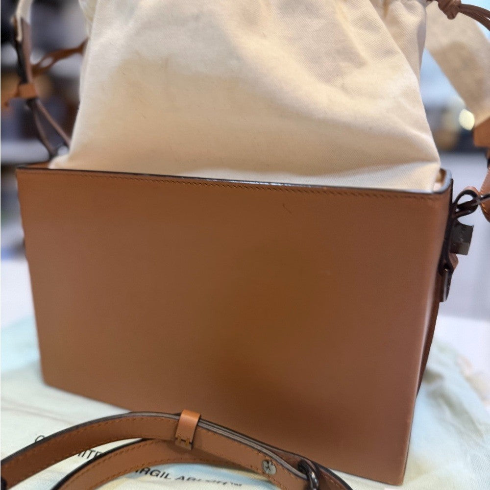 Off-White Brown Leather BOX Bag - Unique!