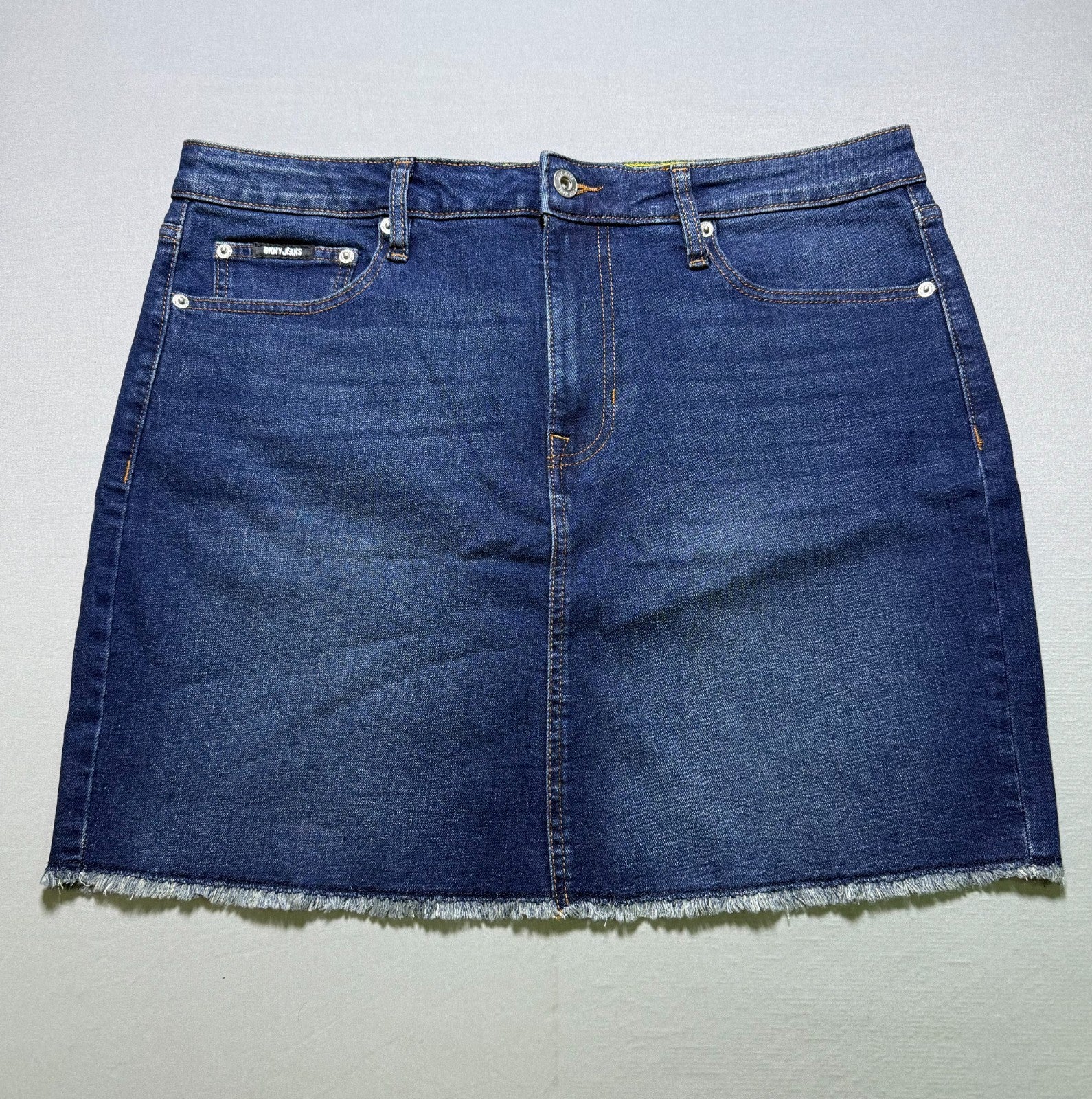 NWT DKNY Jeans Mid-Rise Denim A-Line Skirt Women's 14 Blue Comfort Stretch