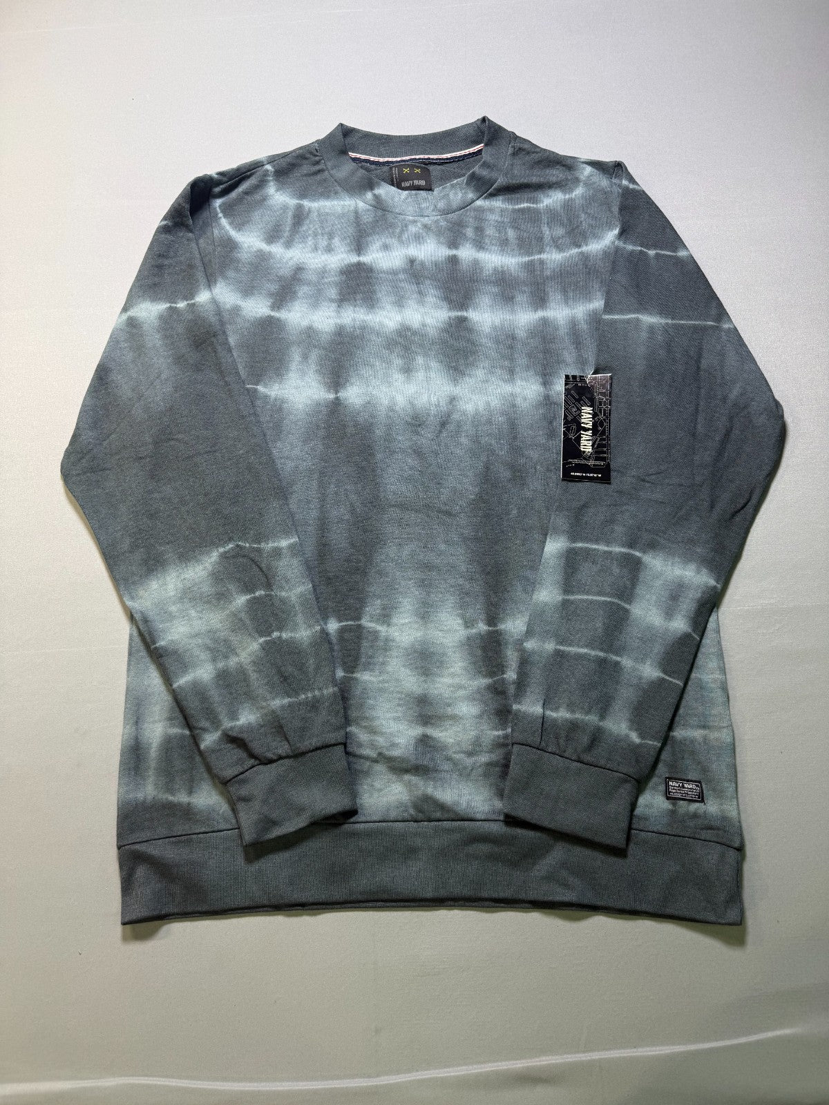 NWT Navy Yard Tie-Dye Sweater Men's Large Navy Gray Knit Long Sleeve Casual Wear