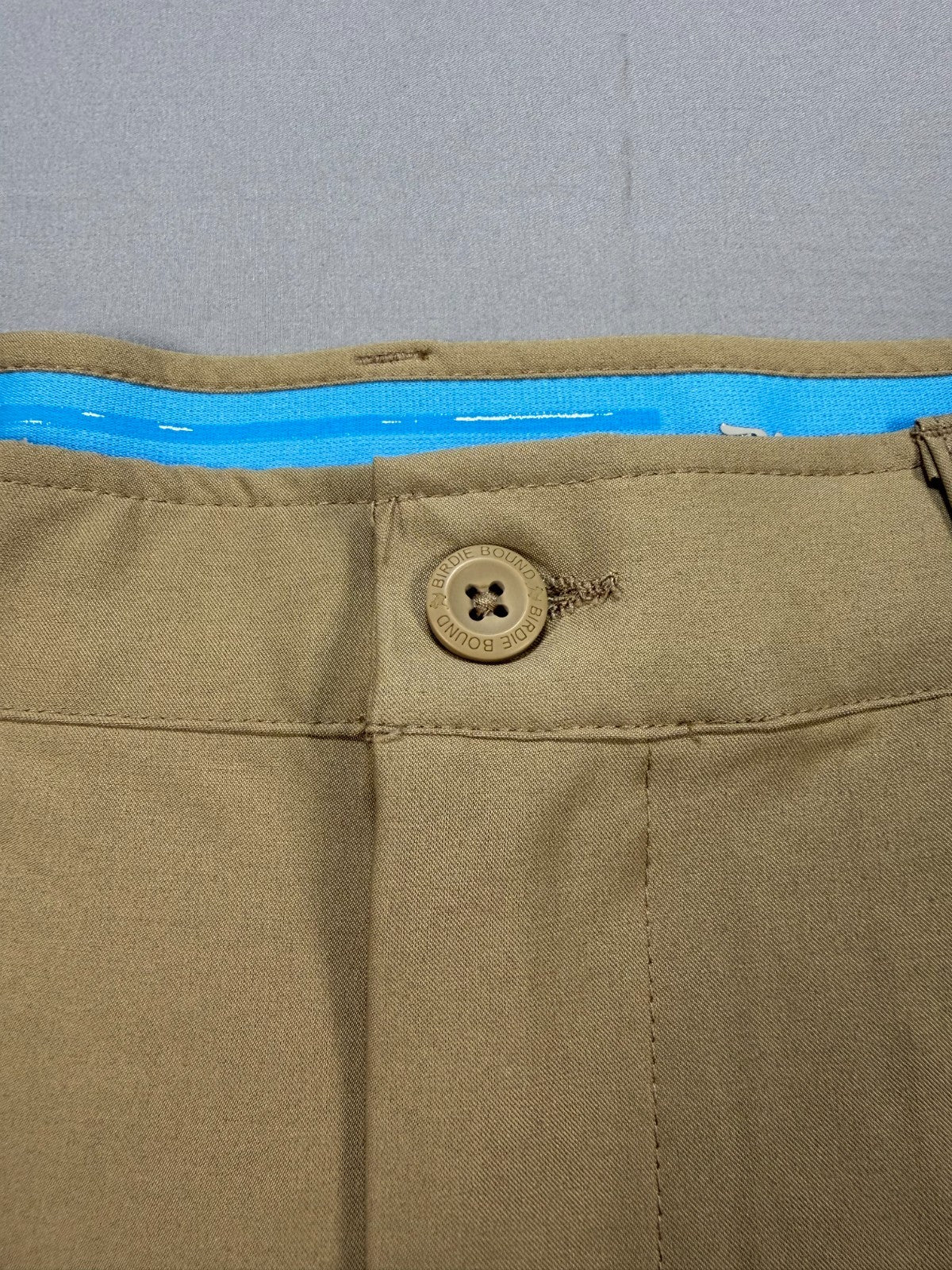 NWT Birdie Bound Straight Leg Pants Mens 34x32 Beige Flat Front Lightweight Golf
