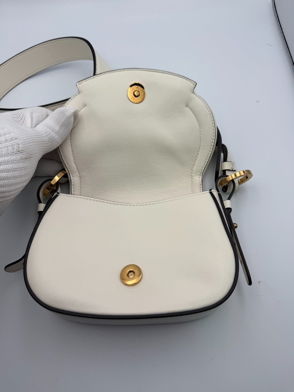 Vintage Roberto Cavalli Fang Bang Shoulder Bag Womens White Small Saddle Luxury