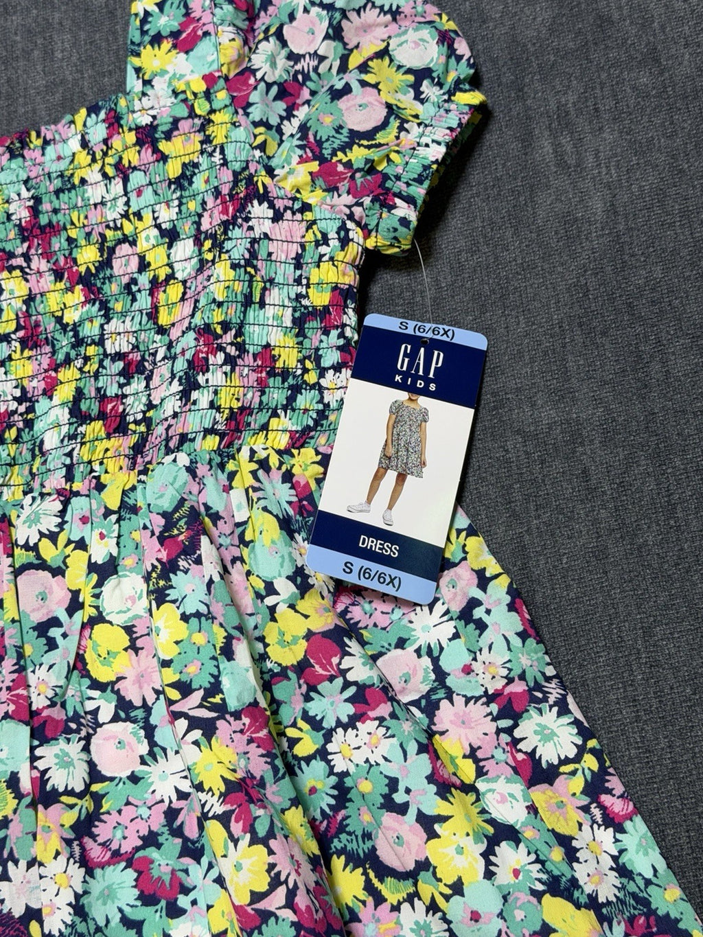 NWT Gap Knee Length Smocked Dress Girls S (6/6X) Multicolor Floral Short-Sleeve