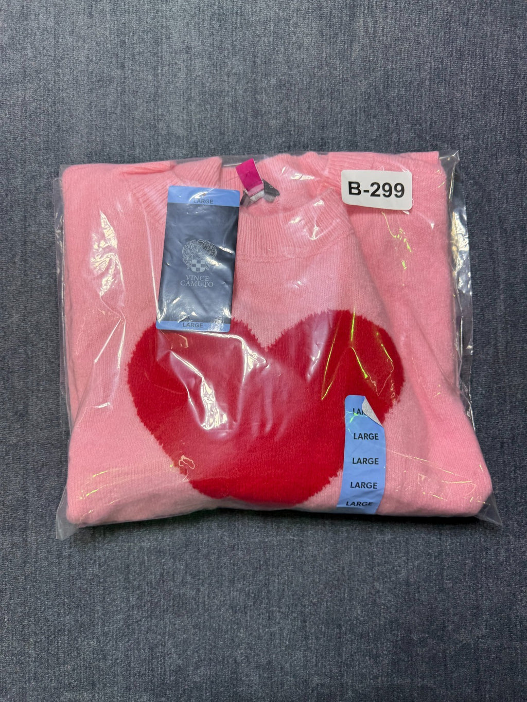 NWT Vince Camuto Valentine's Sweater Women's Large Pink Long Sleeve Pullover