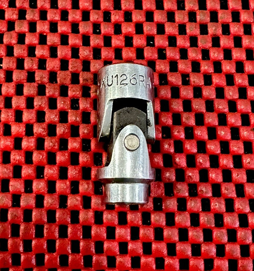 Mac Tools XU126RA 3/8in. Shallow 6 Point Swivel Chrome Socket 3/8" Drive USA M5