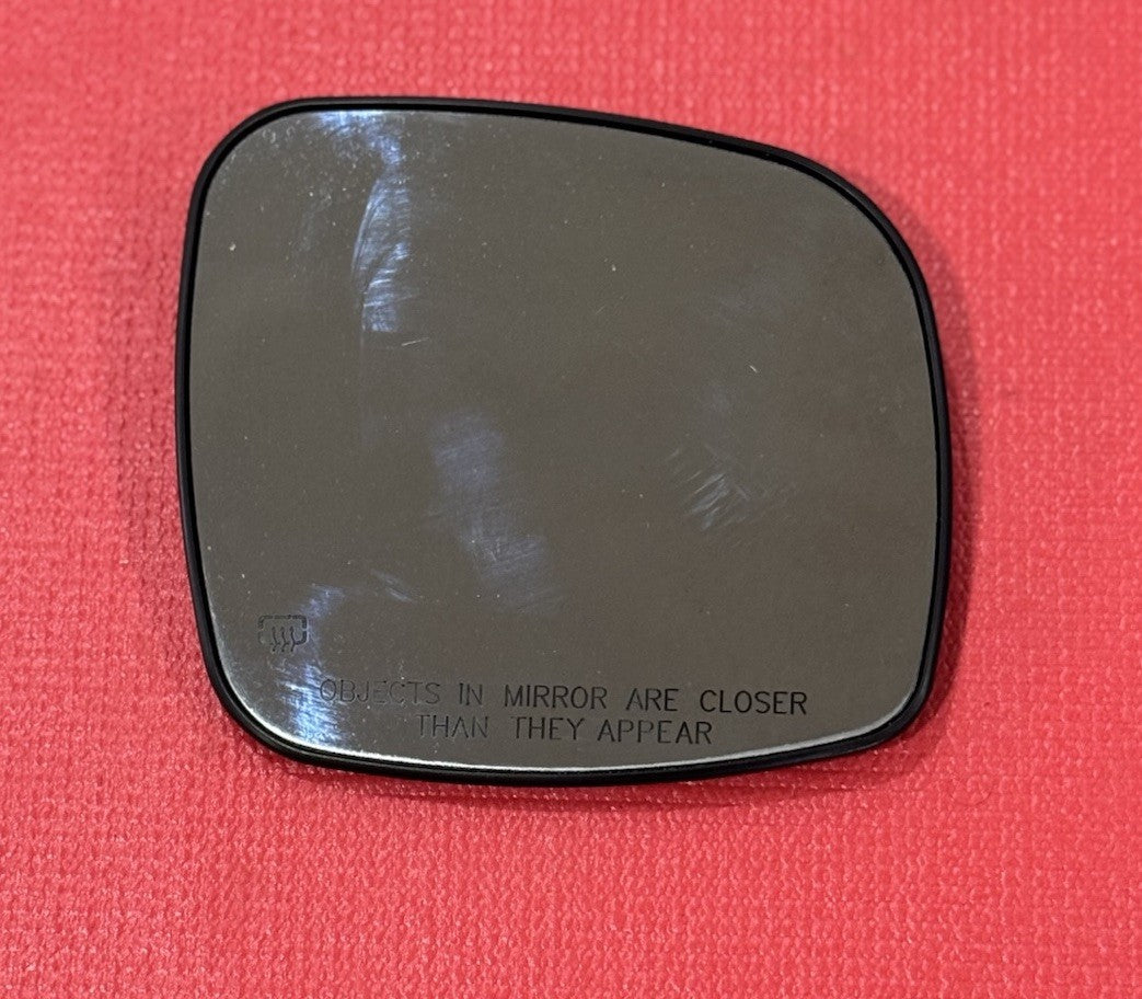 08-17 CHRYSLER Town & Country Caravan OEM Passenger Side Mirror Glass Heated