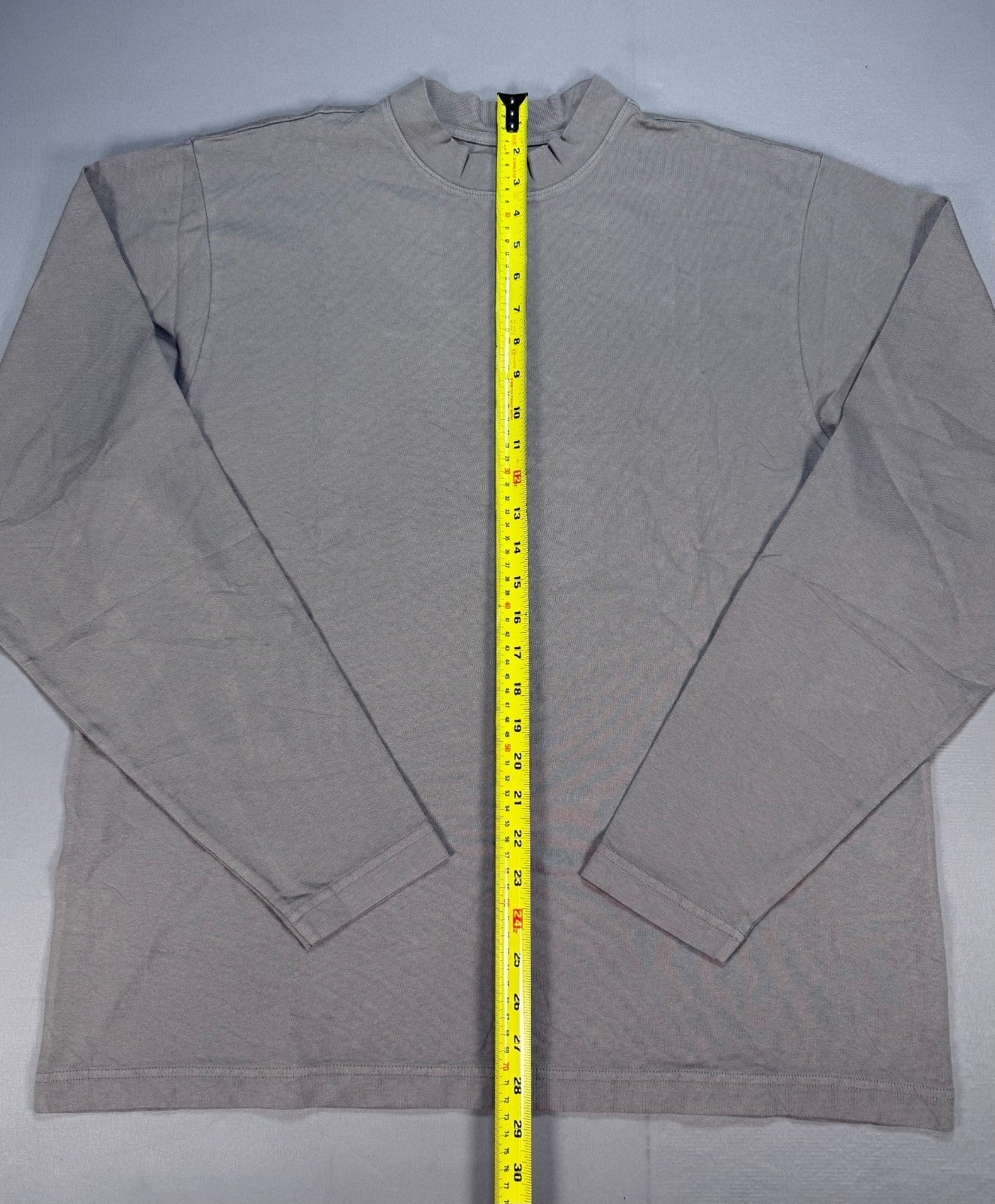 Yeezy YZY Gap Long Sleeve Shirt Men's Medium Gray Crew Neck Streetwear Modern