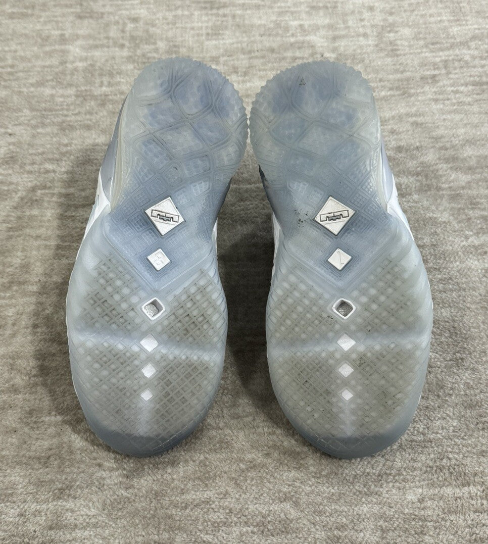 NIKE LEBRON XVIII 18 NRG BLUE TINT BOY'S BASKETBALL SHOES SIZE 4.5Y