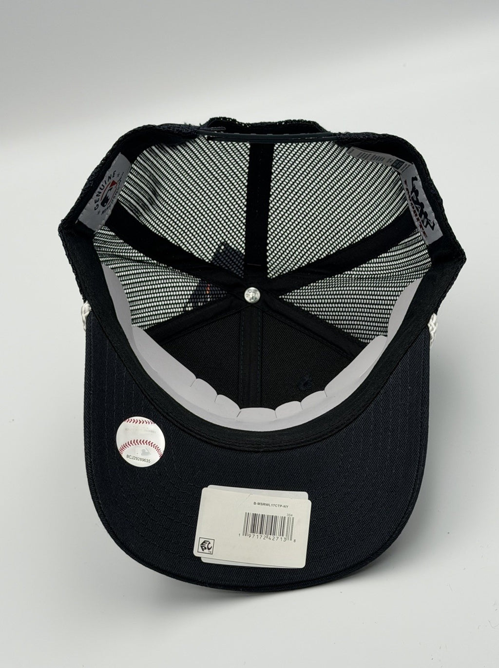 New York Yankees Fan Favorite Osfa Adjustable Hat Cap Navy Silver NEW WITH TAG