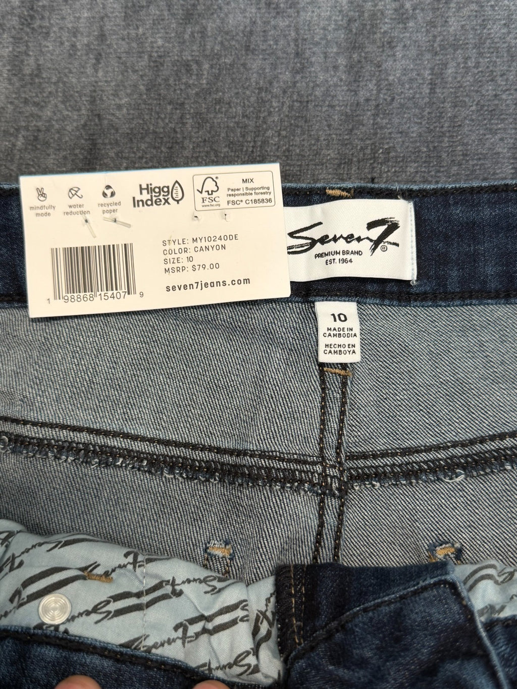 NWT Seven7 Flared Bootcut Jeans Women's 10 Blue Denim High-Rise Casual Hipster