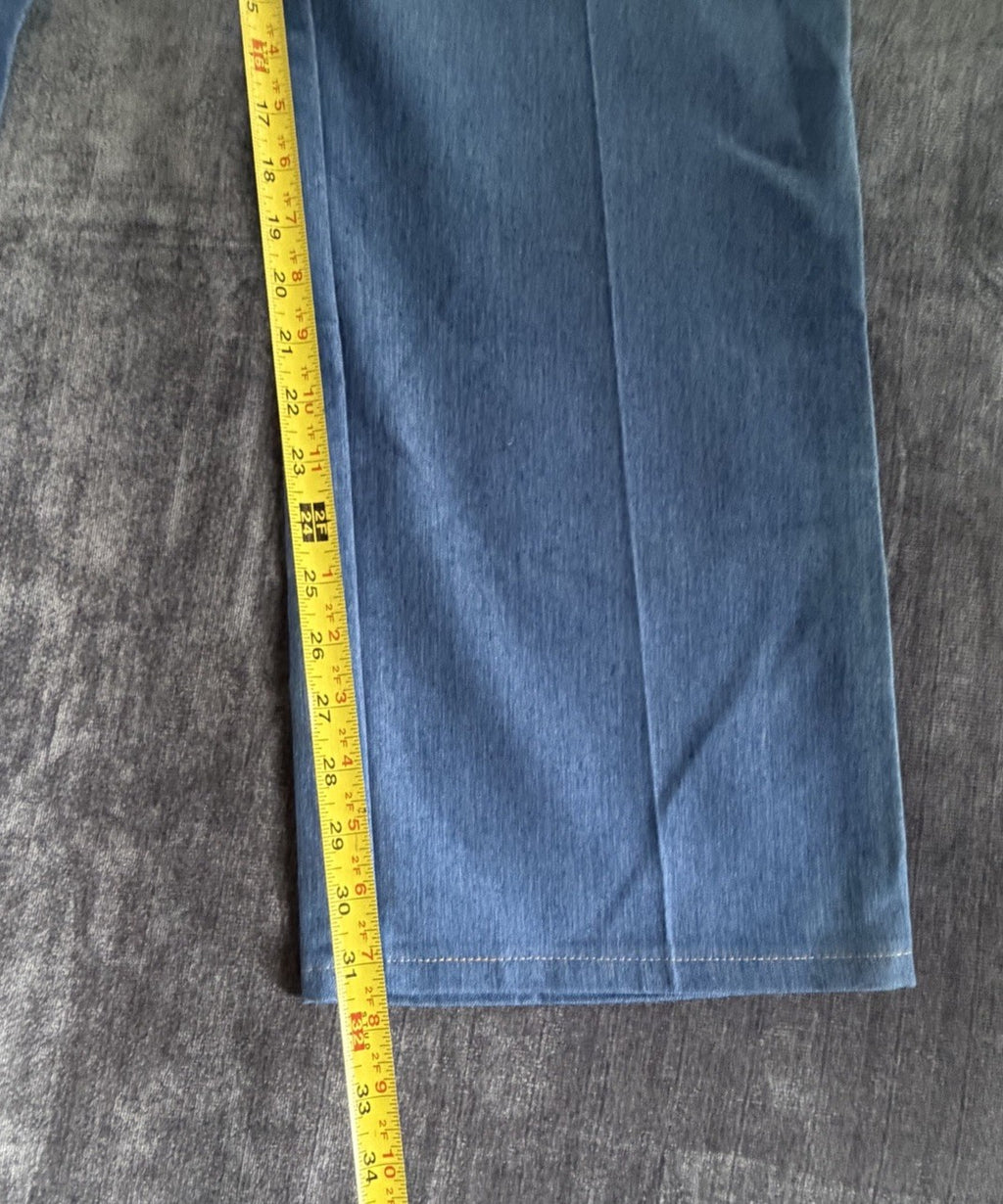 Basic Editions Comfort Action Stretch Men’s 46W X 32L Denim Blue Light Jeans NWT