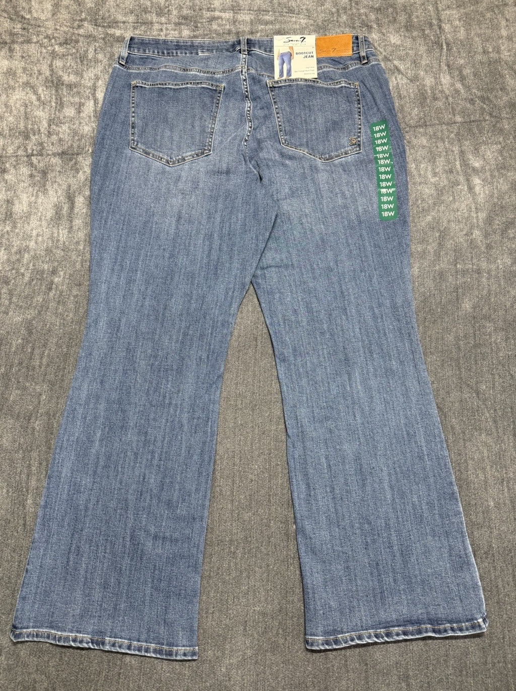 NWT Seven7 Bootcut Jeans Women's 18W Blue Denim Medium Wash High Rise Hipster