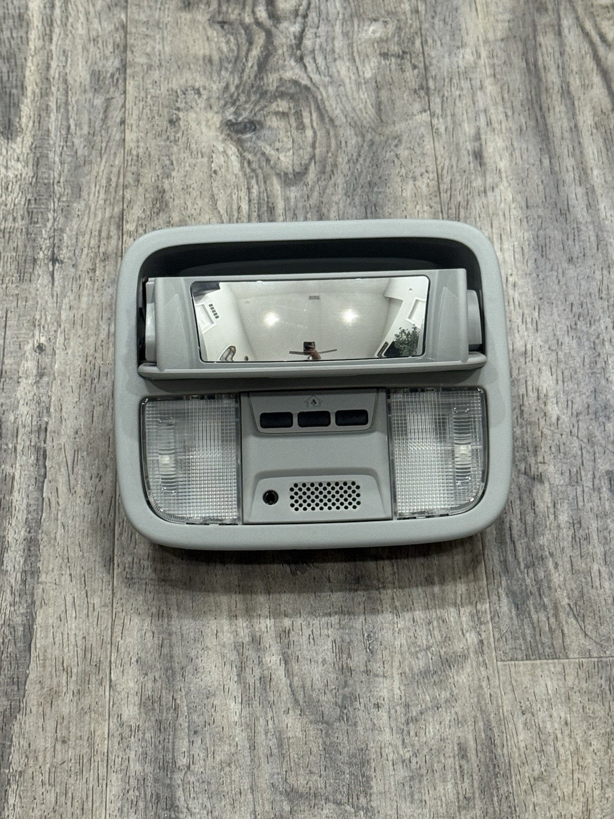 2005-2010 Honda Odyssey or Pilot Roof Overhead Console Dome Map Light Grey OEM
