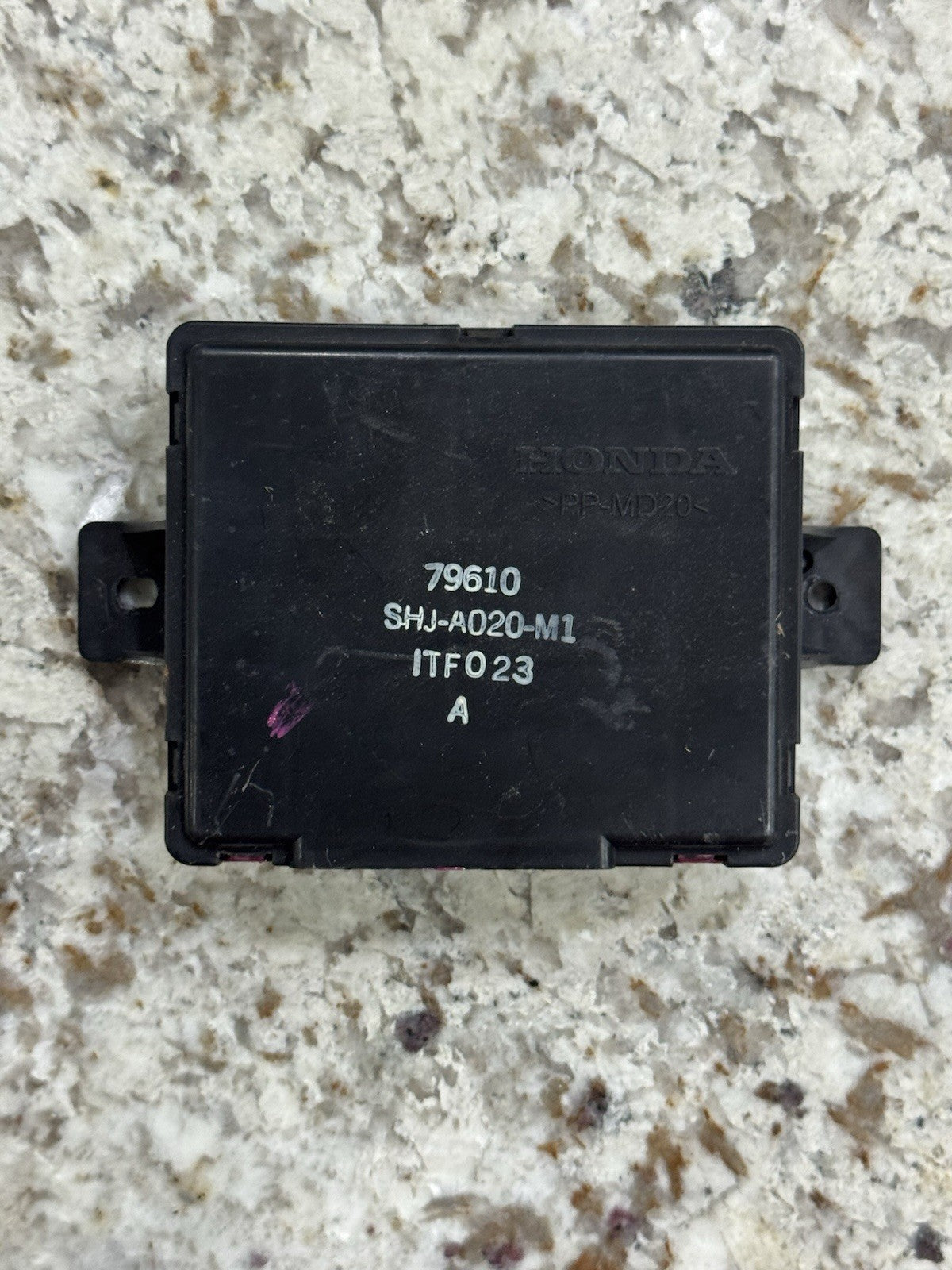 2005 & 2010 Honda Odyssey Temperature Control Module Ident : SHJ-A020-M1 OEM