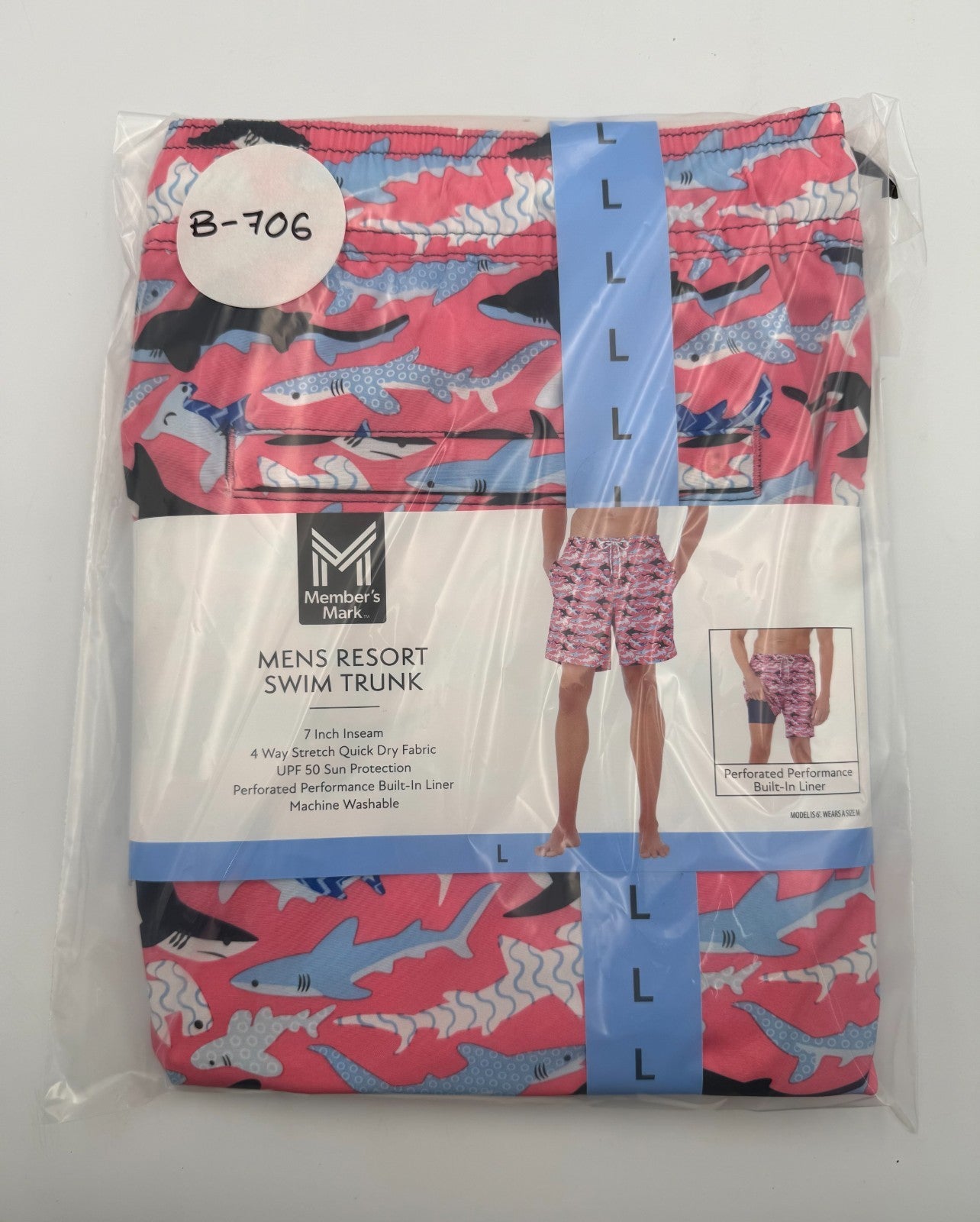 NWT Member's Mark Resort Swim Trunks Men Large Pink Shark Print Lined 7" Inseam