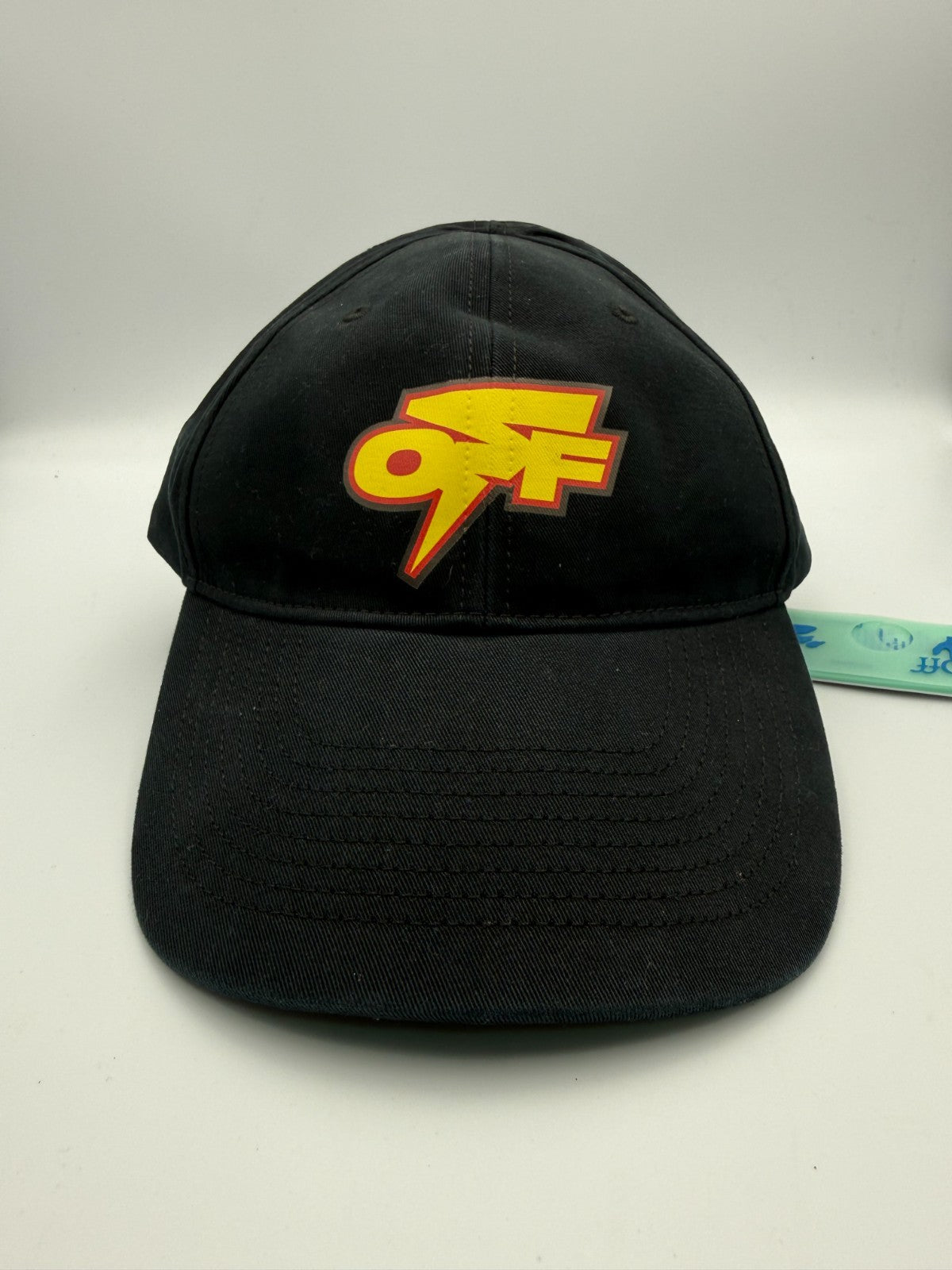 NWT Off-White Thunder Baseball Hat Men's Black Embroidered Sports Snapback Cap