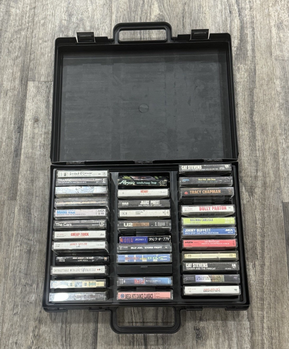Cassette Tape Lot Of 34 Pop, R&B ,Rock" W/Carrying Case 1970’s 1980's 1990's