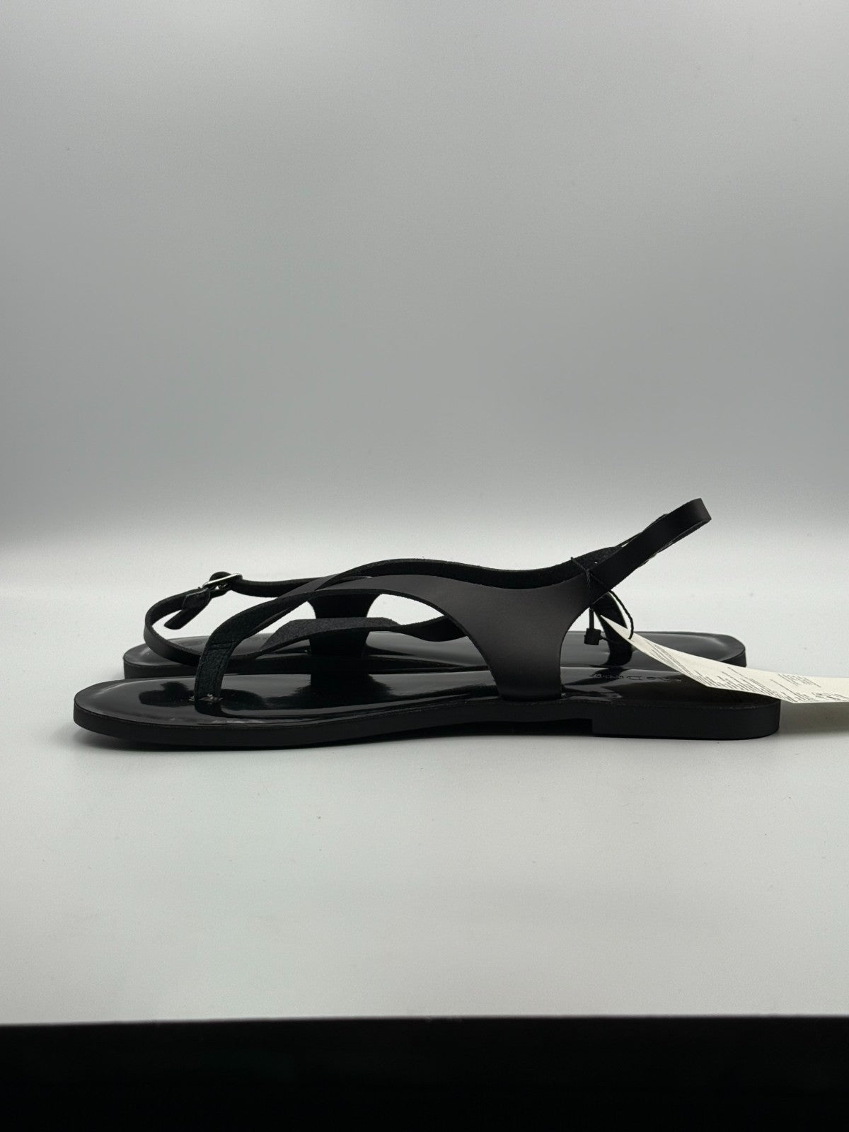 New The Drop Cinda Thong Sandals Women's 9 Black Leather Buckle Slingback Flat