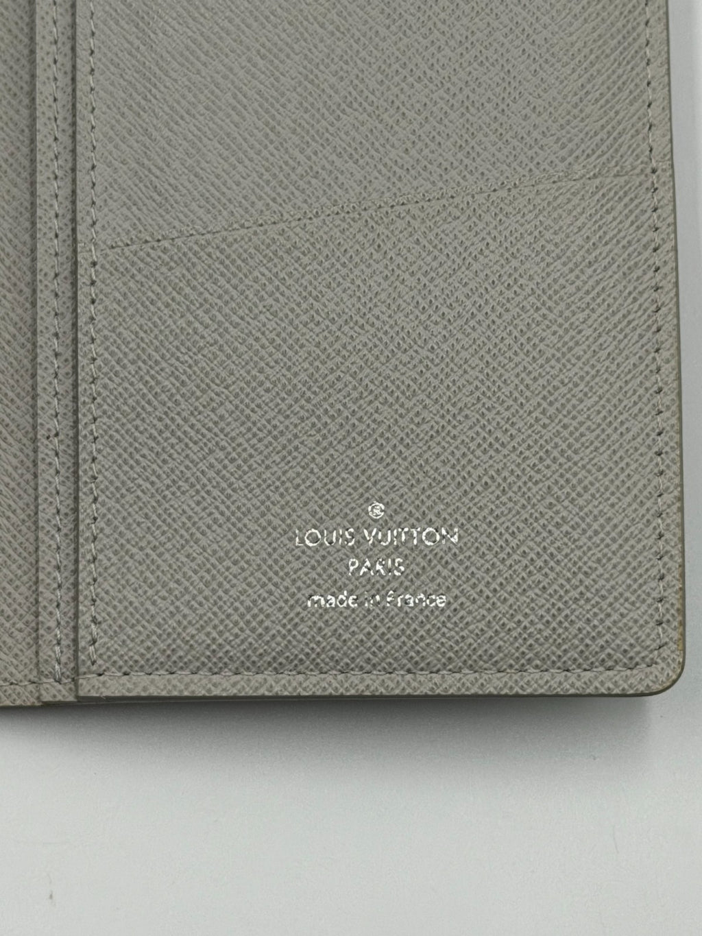 Louis Vuitton Brazza Wallet Men's Limited Edition Logo Story Monogram Canvas