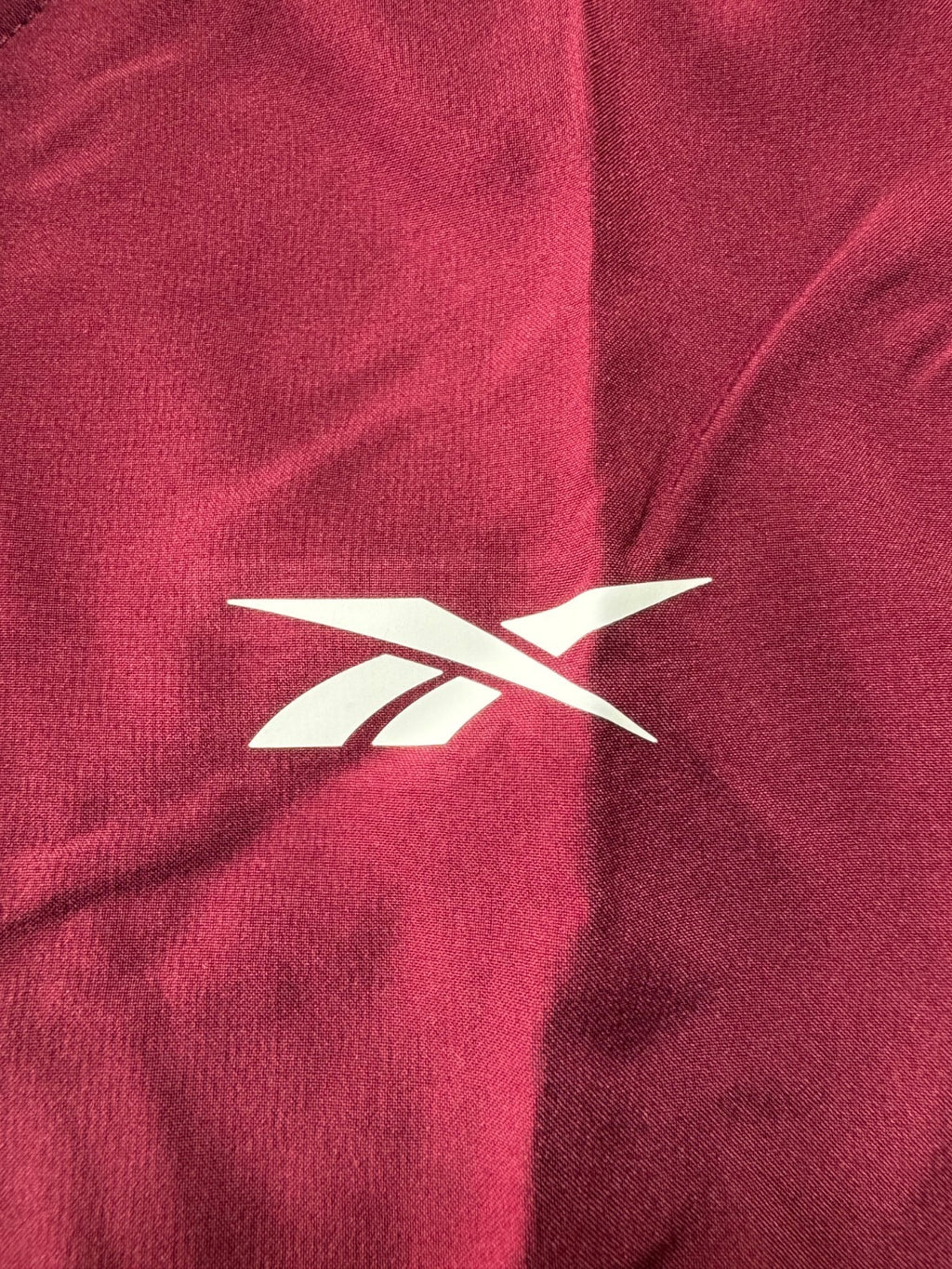 NWT Reebok Full Zip Training Woven Jacket Men 2XL Maroon Black Adjustable Hood